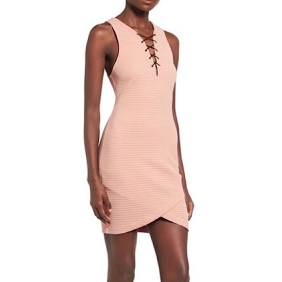 ASTR The Label Bodycon Lace Up Tulip Hem Dress Size XS - Picture 1 of 7